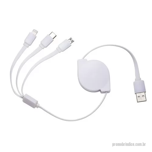 Cabo Retrátil personalizado - Carregue 3 dispositivos de uma vez! Com as entradas Lightning/iPhone, V8/Android e Tipo-C/Android. Suporte com rolamento e trava automática. Frente lisa e parte traseira com área para aplicação de adesivo ou etiqueta resinada. É a praticidade e a economia em espaço para carregar tudo de uma só vez!  Altura: 4,1 cm Largura: 5,8 cm Medidas aproximadas para gravação: (CxL): 3,8 cm x 3,8 cm Material: Plástico Comprimento do cabo: 1,06 m