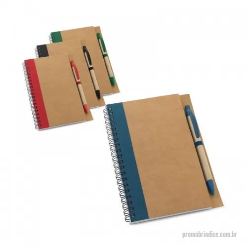 Caderneta personalizada - Caderno B6 espiral com 60 folhas não pautadas de papel reciclado e capa dura em papel kraft. Incluso esferográfica. 130 x 177 mm