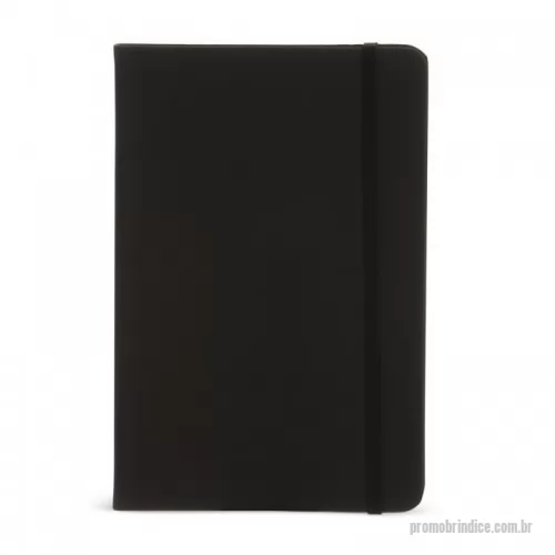Caderneta personalizada - Caderneta em couro sintético emborrachado, possui marca página em cetim e elástico para lacre. Contém aproximadamente 80 folhas marfim pautadas.