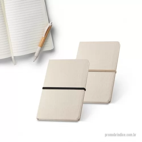 Caderneta personalizada - Clássico e funcional, o caderno com capa dura e páginas pautadas é ideal para brindes corporativos, eventos e treinamentos. Perfeito para destacar sua marca com praticidade.