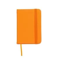 Mini Caderneta em material sintético brilhante com marcador de página em cetim e fita elástica para fechar. Contém aproximadamente 80 folhas amareladas sem pauta.  Altura :  10,3 cm  Largura :  7,4 cm  Espessura :  1,5 cm