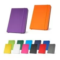 Caderno de bolso de capa dura em c. sintético. Com 160 páginas lisas, fita separadora e elástico. 90 x 140 mm  Caixa exterior (m): 0,370X0,310X0,210 Peso da caixa (Kg.): 10.600 Peso do Produto (g.): 104 Caixa Exterior (Un.): 100 Caixa interior (Un.): 1 NCMS: 4820.20.00 Packing individual: Cor branco em polybag Packing após gravação: Sem polybag Certificados: REACH Outros materiais: papel 70 g/m² País de origem: China