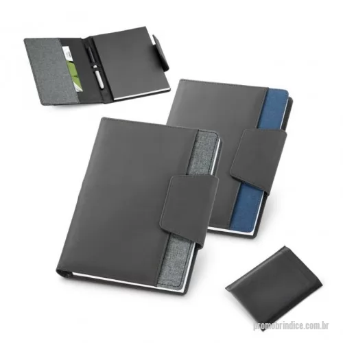 Caderno personalizado - Capa em c. sintético e tecido em poliéster com caderno A5 removível com 80 folhas não pautadas. Contém fecho magnético, bolso exterior, bolso interior e suporte para esferográfica (não inclusa). Fornecida em embalagem de non-woven. 155 x 215 mm | Bolsa: 205 x 250 mm
