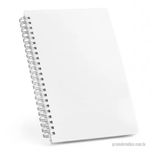 Caderno personalizado - Caderno A5 em PP com tratamento antibacteriano, segundo a certificação ISO22196. Contém 80 folhas pautadas em papel reciclado branco. 140 x 213 mm