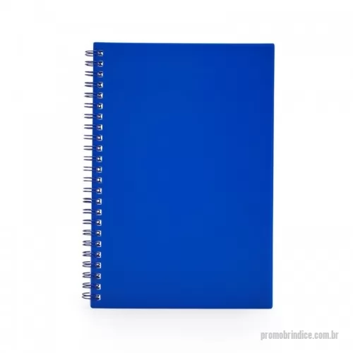 Caderno personalizado - Caderno A5 plástico com wire-o metálico. Capa em PP, contém aproximadamente 80 folhas brancas com pauta.