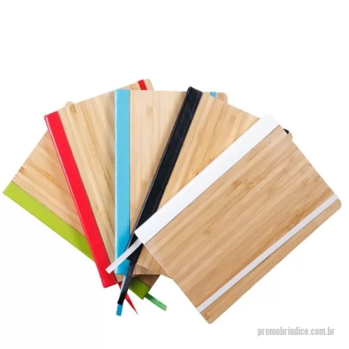 Caderno personalizado - Caderno de anotações, capa de bambu e PU com elástico e miolo com 70 folhas.