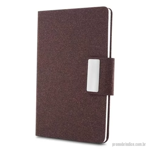 Caderno personalizado - Caderno de anotações com capa em PU e fibra de chá ou café, 80 folhas 70 g/m², engate para caneta com fechamento magnético e placa de metal,não acompanha caneta.