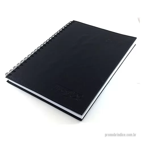 Caderno personalizado - Fabricação própria, cadernos personalizados do seu jeito.Tamanhos 15x21,18x25 e 21x28 cm. Capa revestida em couro sintético com gravação em baixo relevo, miolo com 96 folhas personalizadas  em uma cor (frente e verso iguais) e dados pessoais e calendário, podem acompanhar lâminas de publicidade. Fechamento em wire-o silver, preto ou branco (consultar outras cores).