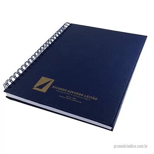 Caderno personalizado - Fabricação própria, cadernos personalizados do seu jeito.Tamanhos 15x21,18x25 e 21x28 cm. Capa revestida em couro sintético com gravação em silk.