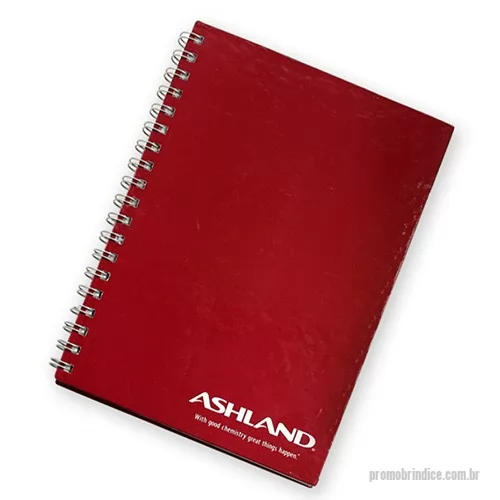 Caderno personalizado - Fabricação própria, cadernos personalizados do seu jeito.Tamanhos 15x21,18x25 e 21x28 cm. Capa impressa em 4 cores, miolo com 96 folhas personalizadas em uma cor (frente e verso iguais) e dados pessoais e calendário, podem acompanhar lâminas de publicidade. Fechamento em wire-o silver, preto ou branco (consultar outras cores). 