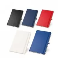 Caderno capa dura. Com porta esferográfica, bolso interior e 80 folhas não pautadas cor marfim. 137 x 210 mm