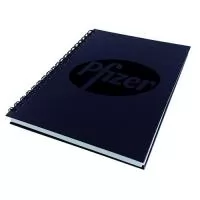 Fabricação própria, cadernos personalizados do seu jeito.Tamanhos 15x21,18x25 e 21x28 cm. Capa chapada em preto com verniz localizado destacando o logo do cliente