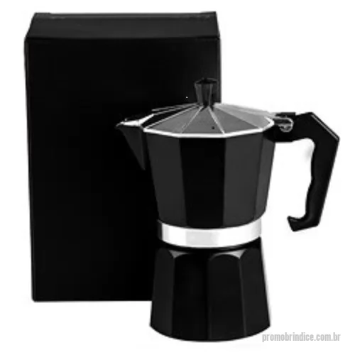 Cafeteira personalizada - CAFETEIRA ITALIANA EM ALUMÍNIO - PRETA - 250ML Toda sua estrutura é desmontável e alça para garantir a segurança durante o seu uso. Embalagem: Caixa Preta - 140x200x100 mm (AxLxP) - 370 g