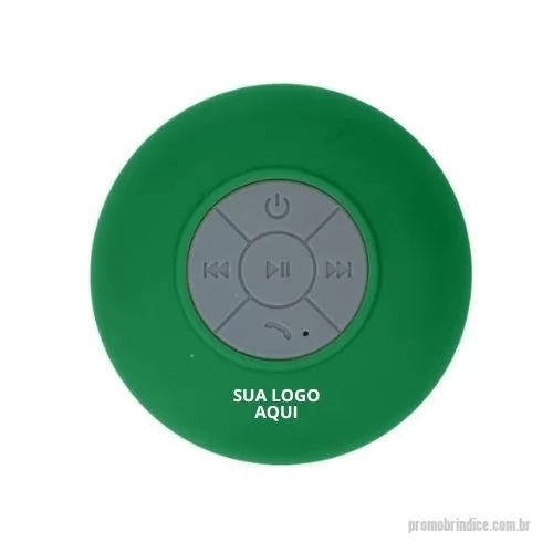 Caixa de som a prova d água personalizada - Descubra a Caixa de Som Multimídia à prova d’água personalizada, ideal para quem busca qualidade sonora e praticidade! Com design compacto e resistente, é perfeita para uso em ambientes externos, como praias, piscinas ou aventuras ao ar livre. Personalize com o logotipo da sua empresa e transforme-a em um brinde exclusivo e marcante. Equipado com tecnologia Bluetooth e bateria de longa duração, este acessório garante conexão e diversão por horas. Impressione seus clientes e colaboradores com um presente funcional e moderno, que reforça sua marca em momentos de lazer e descontração!