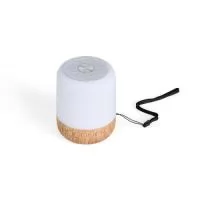  Caixa de som multimídia com luzes, material plástico. Operante nos modos Bluetooth, rádio FM, pen drive e cartão TF (MicroSD). Base antiderrapante. Acompanha cabo USB e cordão de nylon.  Altura :  9,1 cm  Largura :  7 cm  Circunferência :  21,7 cm