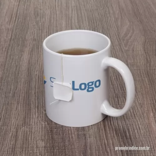 Caneca de cerâmica personalizada - Descrição: Caneca cerâmica de 330ml branca, ideal para sublimação.  Medidas aproximadas para gravação (CxL):  9,3 cm x 6 cm  Tamanho total aproximado  (CxL):  9,7 cm x 11,5 cm  Peso aproximado (g):  326
