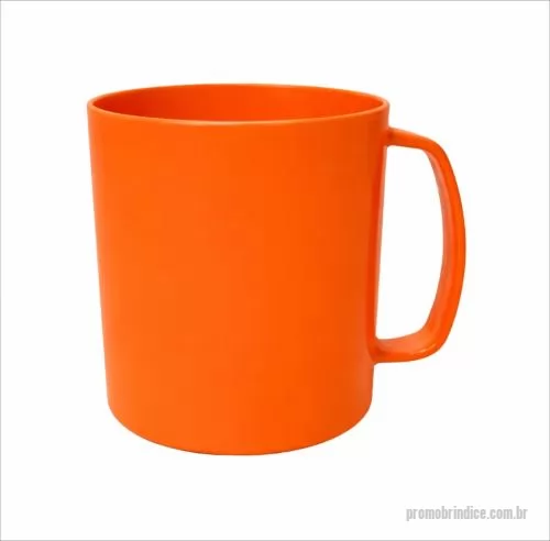 Caneca de chá personalizada - Caneca de chá com capacidade de 440 ml, produzida em polipropileno, com peso aproximado de 54 gramas, altura de 9,1 cm, diâmetro da boca de 8,9 cm e base de 8,1 cm, oferecendo estrutura leve e resistente para uso diário. Possui alça integrada que pro