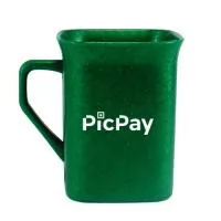 Caneca Quadrada Green Colors com capacidade para 250ml, agora disponível em 6 cores especiais que utilizam pigmentos orgânicos na fabricação.
