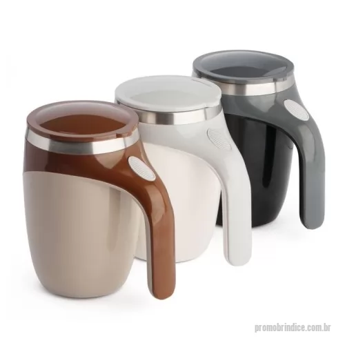 Caneca personalizada - Caneca Personalizada CBX14806 com sua logomarca. 20 anos ajudando a cotar Brindes Promocionais com várias empresas num único clique. Descrição: Caneca plástica com misturador 400ml com a parte interna em inox. Acompanha tampa plástica. Possui uma hélice removível no formato capsula. Para o funcionamento é necessário 2 pilhas AAA. OBS: Não acompanha pilha.Descrição: Caneca plástica com misturador 400ml com a parte interna em inox. Acompanha tampa plástica. Possui uma hélice removível no formato capsula. Para o funcionamento é necessário 2 pilhas AAA. OBS: Não acompanha pilha.Caneca Personalizada, 162923, Color Brindes. Clique e Cote no Portal PromoBríndice!