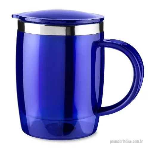 Caneca personalizada - Caneca com capacidade de 400ml, produzida em plástico resistente e equipada com área interna em aço inox, combinação que favorece o uso diário com diferentes tipos de bebida. A tampa possui fechamento por encaixe e anel de silicone, ajudando a manter
