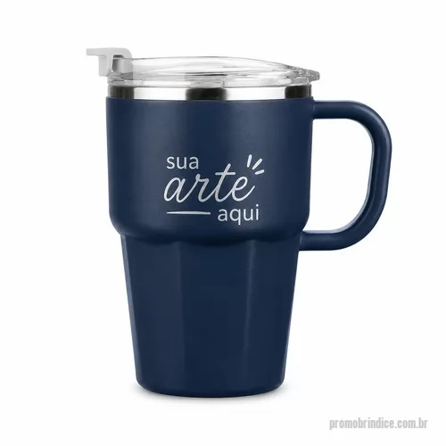 Caneca personalizada - Caneca de parede dupla com interior em inox 304, revestimento externo e alça em plástico polipropileno (PP) e capacidade máxima de 550ml. Possui tampa de pressão em AS com protetor para o bocal em PP, além de acesso para canudo e anel de vedação em silicone, permitindo duas formas de consumo de bebidas. Acompanha canudo plástico.