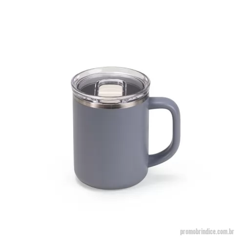 Caneca personalizada - Caneca de parede dupla, com interior em inox 304 e revestimento externo e alça em plástico polipropileno (PP). Com capacidade máxima de 450ml, possui tampa de pressão em AS com protetor deslizante para o bocal em PP.