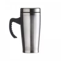 Caneca inox de 450ml, pegador de plástico e parte interna em inox. Possui tampa com compartimento que pode ser aberto para beber(não é térmica).