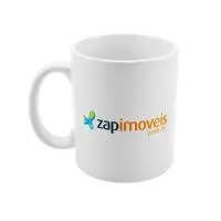 Caneca todo mundo gosta. Resistentes à microondas e lava-louças e disponível na cor branca, a caneca de cerâmica 325ml personalizada é uma ótima opção. Também utilizadas como porta trecos ou porta caneta em ambientes corporativos, as canecas têm espaço suficiente para divulgar o diferencial da sua marca ou campanha com criatividade e eficiência. 