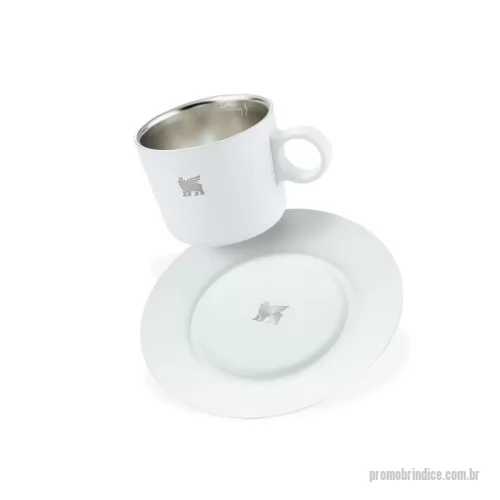 Caneca térmica personalizada - Aço inoxidável 18/8, livre de BPA Alça ergonômica Base de silicone na xícara e no píres Dimensões: 8,2cm x 15,6cm x 7cm