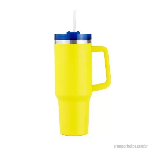 Caneca térmica personalizada - Caneca térmica com capacidade de 1,2 litros feita em inox 304 com parede dupla, contém tampa acrílica rosqueável com acesso para canudo e pegador plástico. Acompanha canudo plástico.  Altura: 26,9 cm Largura: 14,9 cm Comprimento: Canudo 30,8 cm Medidas aproximadas para gravação: (CxL): 12,5 cm x 4 cm