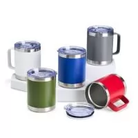Descrição: Caneca térmica de inox 350ml com parede dupla. Contém tampa acrílica com bocal e trava de segurança.  Altura :  11,6 cm  Largura :  11,9cm  Circunferência :  27,6 cm  Medidas aproximadas para gravação (CxL):  7,5 cm x 4 cm  Peso aproximado (g):  299