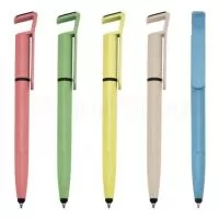 Caneta fibra de bambu com suporte para celular, ponteira touch screen e limpador de tela. Carga esferográfica azul 1.0 mm e acionamento por rotação. Gravação da logomarca em 1 cor já inclusa.