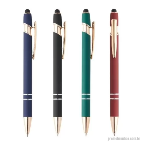 Caneta personalizada - Caneta metálica touchscreen com acabamento similar à borracha, acionamento por clique e carga esferográfica azul 1.0mm.  Largura :  1,5 cm  Comprimento :  14,1 cm  Medidas aproximadas para gravação (CxL):  0,7 cm x 3,5 cm  Peso aproximado (g):  18