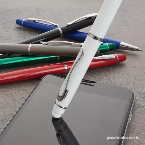Caneta touch personalizada - Caneta touch Personalizada 18543 com sua logomarca. 20 anos ajudando a cotar Brindes Promocionais com várias empresas num único clique. Caneta semimetálica com touch screen, carga esferográfica azul e acionamento por rotação.Caneta semimetálica com touch screen, carga esferográfica azul e acionamento por rotação.Caneta touch Personalizada, 151304, Elembrancas. Clique e Cote no Portal PromoBríndice!