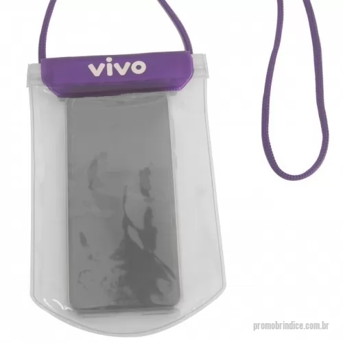 Capa para celular a prova d água personalizada - Porta Celular com Zíper de click Velcro e Cordão confeccionado em  PVC Alclear 040mm colorido (disponível em cores básicas), Cristal 020mm transparente (visor), (01) Velcro, Cordão de Nylon 1mt, (01) Zíper de click  na medida de  12cm largura x 23cm altura