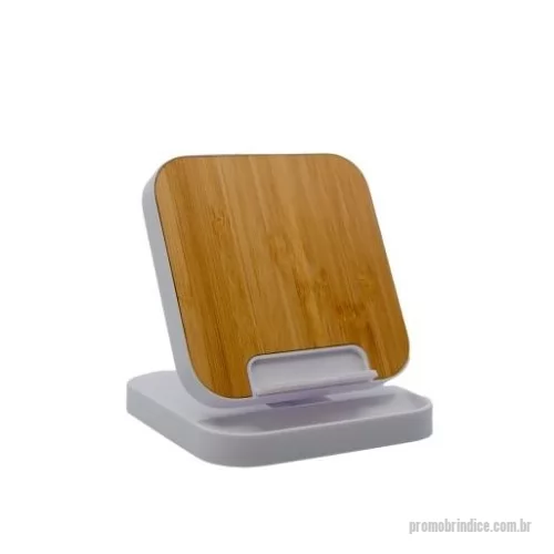 Carregador de celular personalizado - Carregador de mesa por indução de bambu.