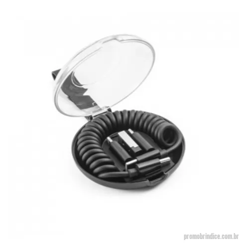 Carregador de celular personalizado - Conjunto composto por cabo espiral multifunções 6 em 1 super-rápido e diferentes adaptadores. Devido ao seu formato, é a solução ideal para usar no carro, evitando que o cabo fique preso ou enrolado. A caixa de transporte permite guardar o cabo e os adaptadores de forma segura e organizada.