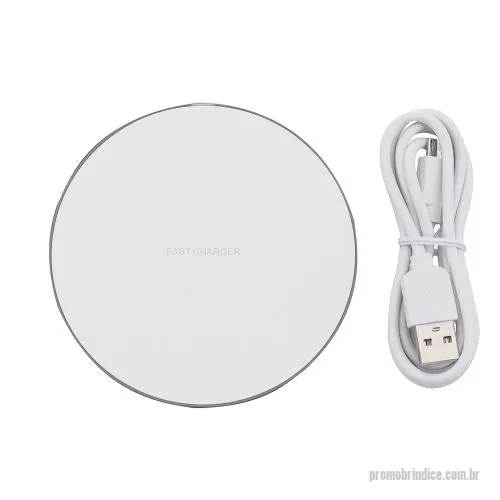Carregador de celular personalizado - Carregador rápido por indução em plástico com base antiderrapante em silicone. Compatível com Qi, entrada Micro-USB, iluminação RGB.
