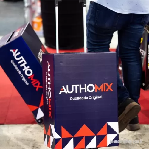 Carrinhos para feiras e eventos personalizados - Carrinhos para feiras e eventos em papelão microondulado