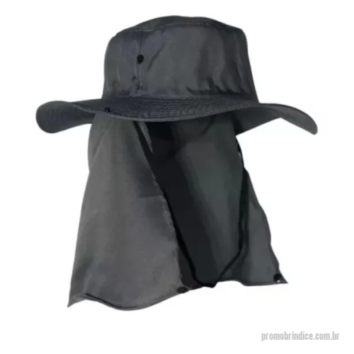 Chapéu personalizado - Apresentamos o Chapéu Australiano Personalizado, a solução perfeita para quem busca proteção solar com estilo e praticidade. Ideal para diversas atividades ao ar livre, como pesca, camping, cavalgada, caminhada, praia e trabalho sob o sol, este chapéu oferece conforto, durabilidade e personalização exclusiva.  Características Proteção solar: Fabricado em 100% poliéster, o chapéu oferece proteção contra os raios solares, protegendo sua pele dos danos causados pelo sol. Tamanho único: O tamanho adulto único garante que o chapéu sirva confortavelmente em diversas pessoas. Cordão de fixação: O cordão para fixar no queixo garante que o chapéu permaneça no lugar, mesmo em condições de vento ou movimento. Abas laterais versáteis: As abas laterais possuem botões que permitem utilizá-las de duas formas: abertas para maior proteção solar ou fechadas para um visual mais moderno e arejado. Personalização exclusiva: Adicione sua marca, logo, arte ou mensagem e transforme o chapéu em um brinde único