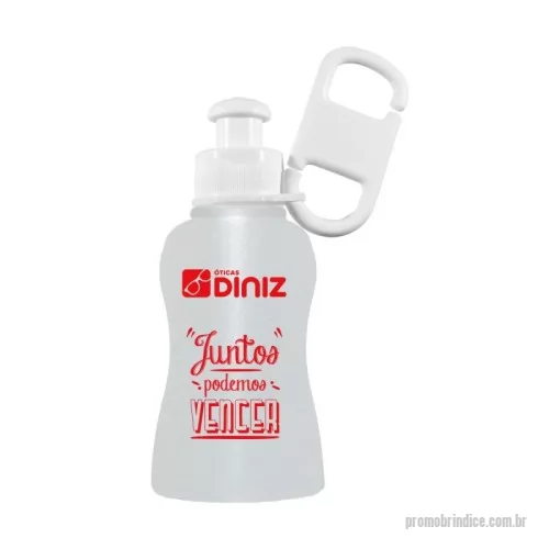 Chaveiro Álcool Gel personalizado - Chaveiro Álcool Gel To Go é composto por álcool 70º que combate 99,9% dos germes durante a higienização das mãos. É hidratante e ideal para você! Produto portátil de 80ml com clipe, personalizado com a logo de sua empresa. Fabricado com qualidade e segurança certificadas, conforme regulamentação da ANVISA. Ideal para bolsas e mochilas  ANVISA - 25351.450280/2020-04