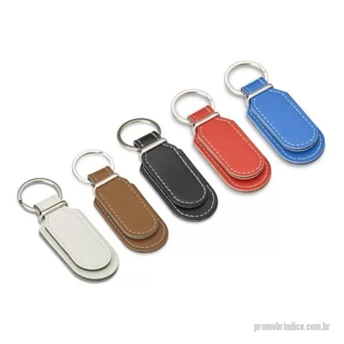 Chaveiro de couro ou sintético personalizado - Chaveiro de couro sintético com detalhe em metal e frente e verso lisos.