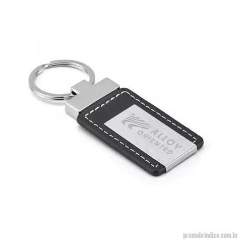 Chaveiro de couro ou sintético personalizado - Chaveiro em c.sintético e metal Chaveiro em c. sintético e metal. Fornecido em caixa presente. 34 x 70 x 4 mm