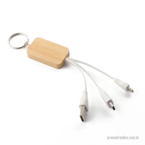 Chaveiro ecológico personalizado - Chaveiro de capa de bambu com cabo para carregamento USB-A a lightning (Iphone) e Tipo C. Como o bambu é um material natural, a cor do item pode variar.