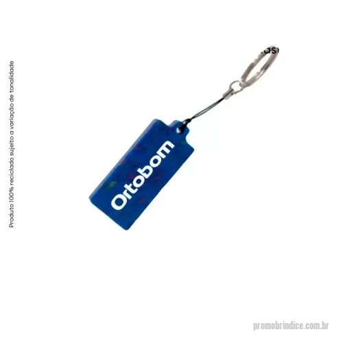 Chaveiro ecológico personalizado - Green Plasticaria, fabricado 100% com plástico reciclado, produto inovador e eco sustentável, medindo 6x2,5cm, a escolha ideal para o meio ambiente e para adequação às estratégias corporativas de ESG.