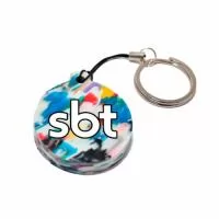 Green Plasticaria, fabricado 100% com plástico reciclado, produto inovador e eco sustentável, medindo 4,5x3,5cm, a escolha ideal para o meio ambiente e para adequação às estratégias corporativas de ESG.