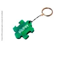 Green Plasticaria, fabricado 100% com plástico reciclado, produto inovador e eco sustentável, medindo 5,0x3,9cm, a escolha ideal para o meio ambiente e para adequação às estratégias corporativas de ESG.