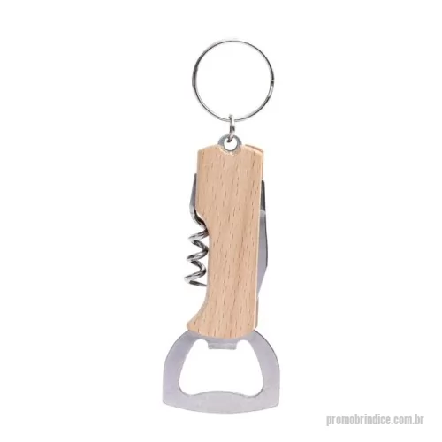 Chaveiro ferramenta personalizado - Chaveiro multifunções com estrutura em madeira e aço inox, possui três utilidades em um só acessório: um abridor de garrafas, um saca-rolhas e um canivete.