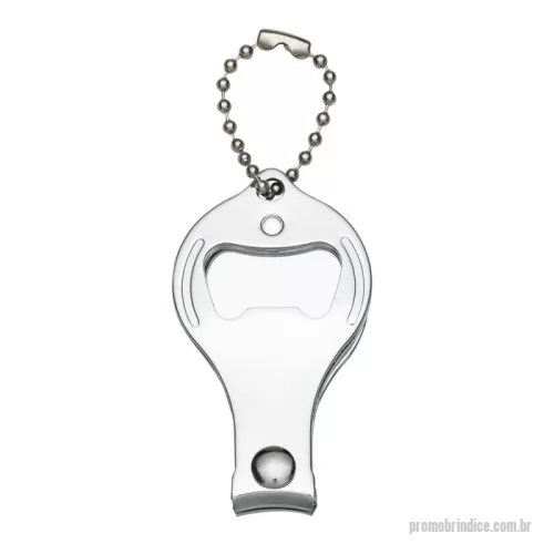 Chaveiro metálico personalizado - Chaveiro metal 3 em 1: abridor, cortador e lixa. Parte central circular ideal para gravações, detalhe de traços no contorno circular. Lado frontal com detalhes em relevo nas laterais e pequeno círculo acima do abridor. Para utilizar o cortador basta rotacionar a peça cirular e levantá-la. Acompanha correntinha.