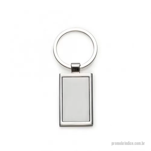 Chaveiro metálico personalizado - Chaveiro metálico Retangular, um acessório elegante e funcional. Com uma chapa central perfeita para gravação e verso liso, ele é ideal para destacar sua marca ou mensagem especial. Personalize-o para criar um brinde sofisticado e memorável. Robusto e estiloso, este chaveiro é perfeito para quem valoriza qualidade e design em um item de uso diário.